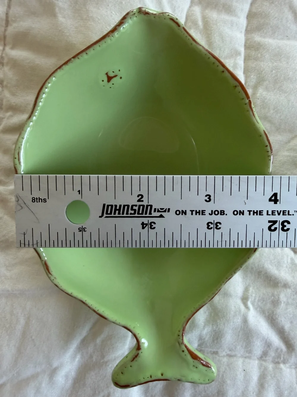 Vietri Pesce Pistachio Green Fish-Shaped Condiment Bowl 6 1/4” Italian